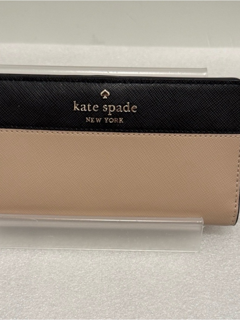 kate spade Two-Tone Leather Wallet Black & Cream-EUC